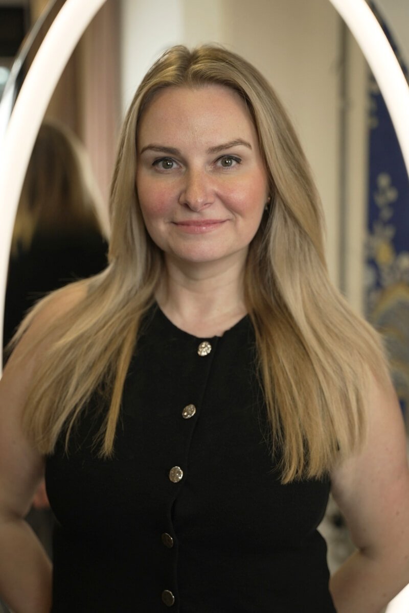 Neri Kola hair colour specialist at Beauty Club London